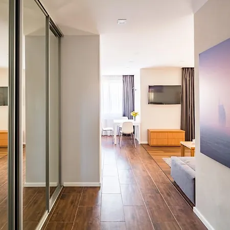 Apartamento On The Square Of Svyatoslav Leópolis