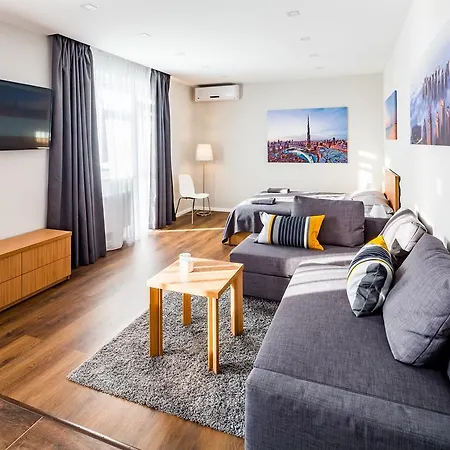 Apartment On The Square Of Svyatoslav *