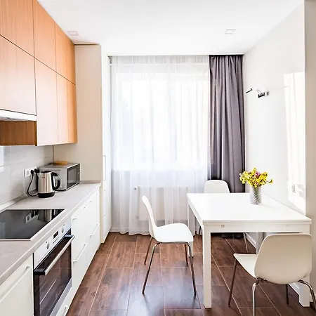 Apartamento On The Square Of Svyatoslav