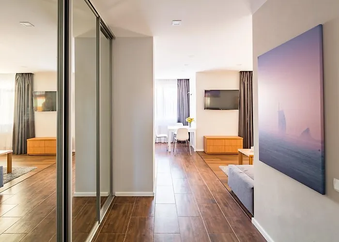 公寓 On The Square Of Svyatoslav 利沃夫