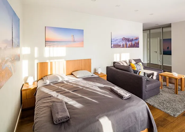 On The Square Of Svyatoslav 公寓 *