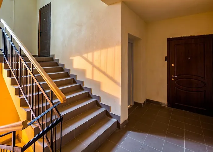 On The Square Of Svyatoslav 리비프